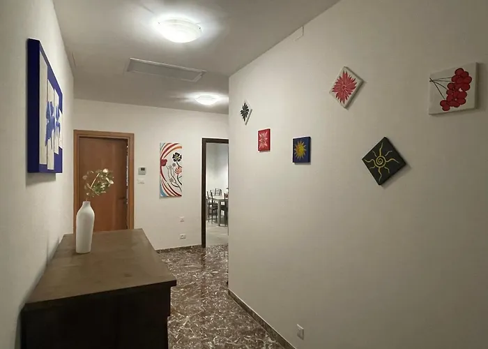 House Of Anna - Full Comfort - Fino A 6 Ospiti דירה בולוניה